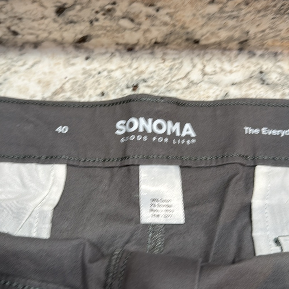 Mens Shorts Bundle. 4 pack. Size 40. - Picture 8 of 16